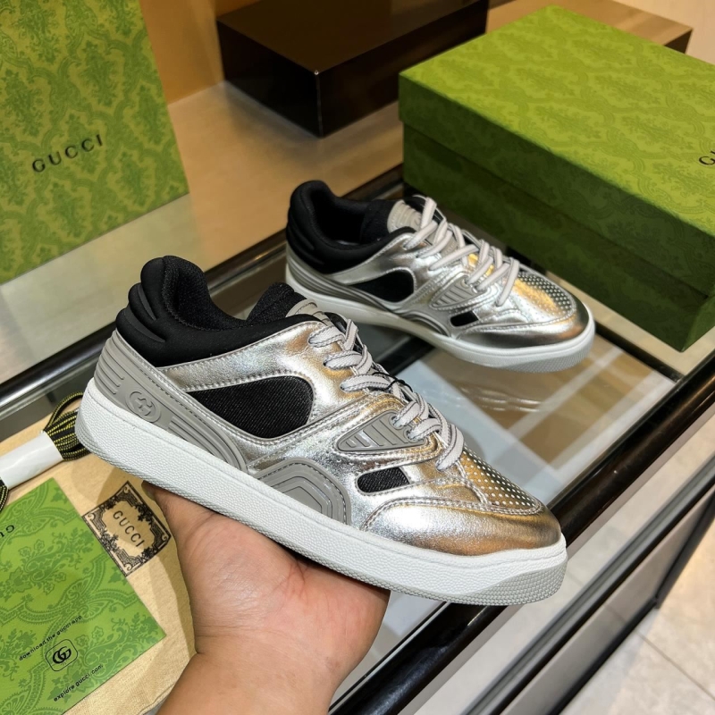 G*u*i casual shoes